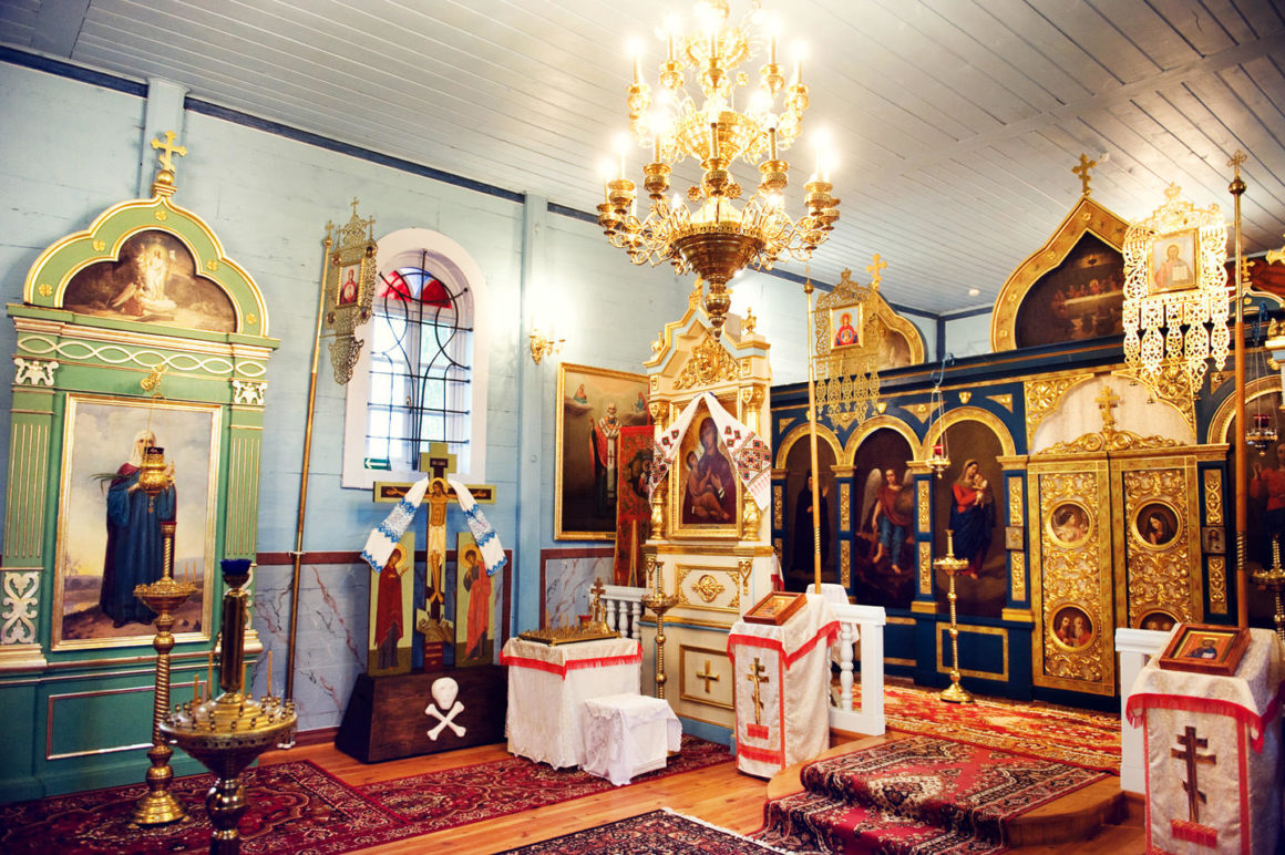 Cerkiew św. Antoniego Pieczerskiego i św. Męczennicy Paraskiewy w Holi